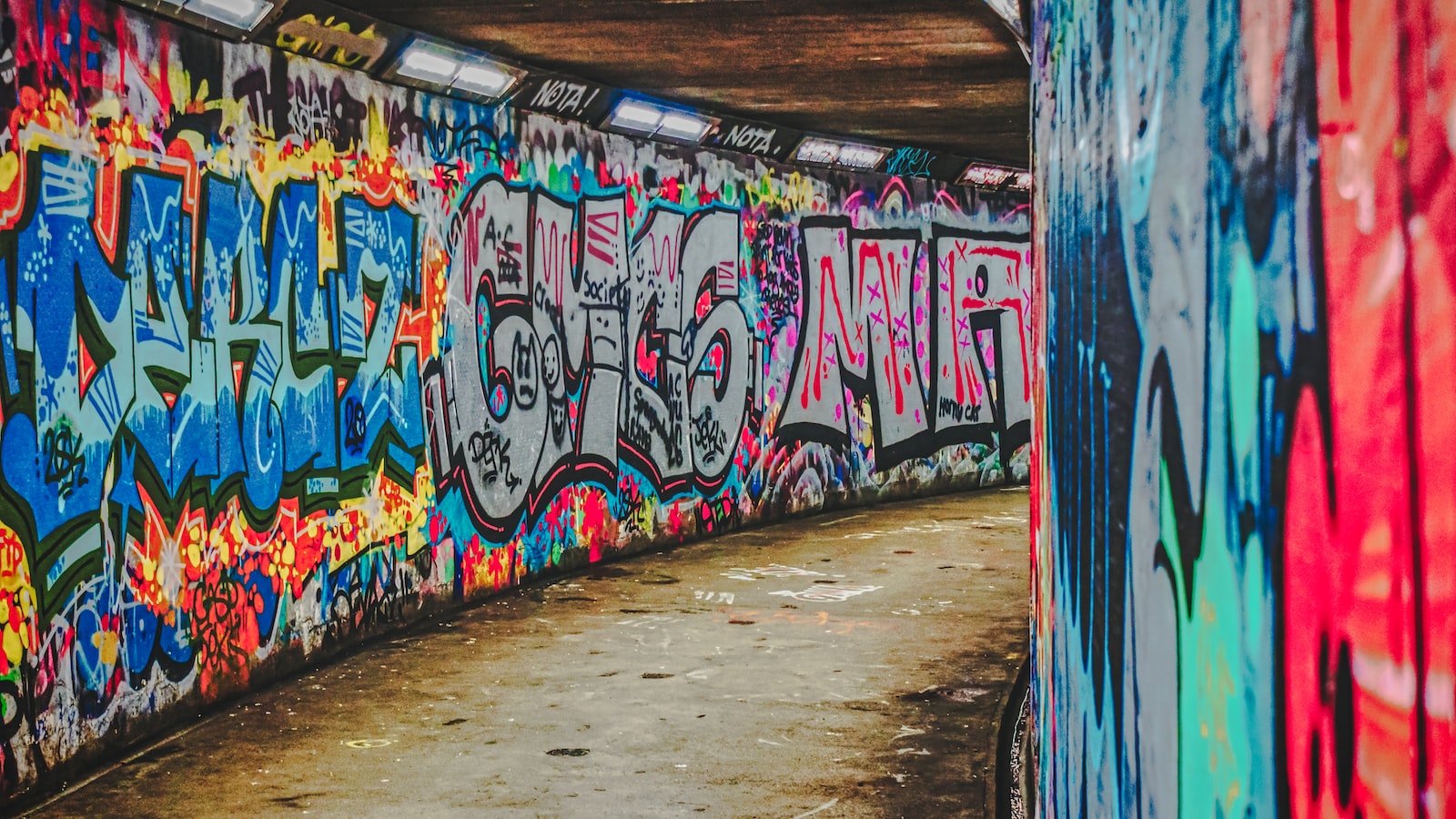 「比較：銀行貸款和私人貸款優缺點之解析」